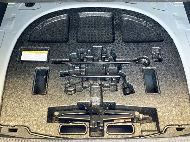 2022 Toyota Camry Hybrid XLE CVT - 22959532 - 55