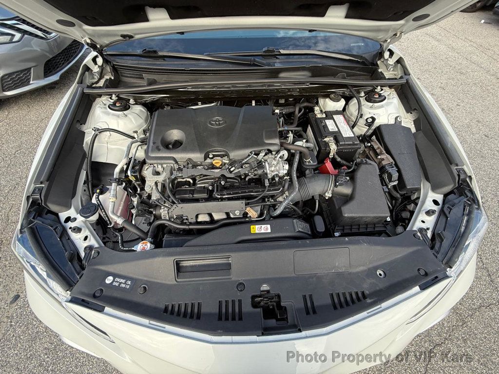 2022 Toyota Camry LE photo 11