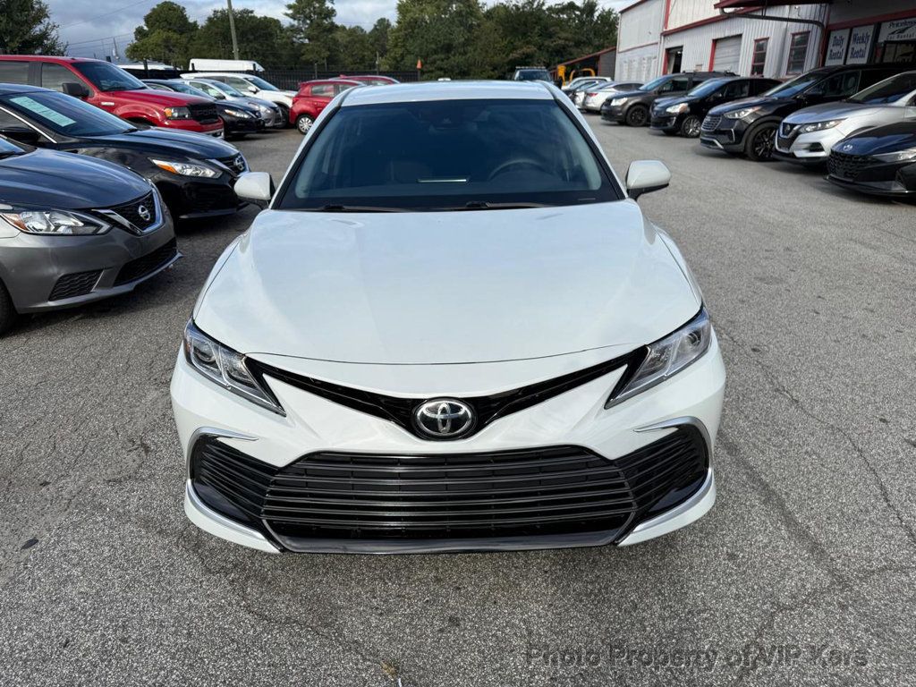 2022 Toyota Camry LE photo 2