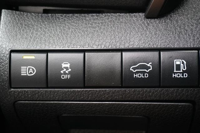 2022 Toyota Camry LE Automatic - 23001153 - 21