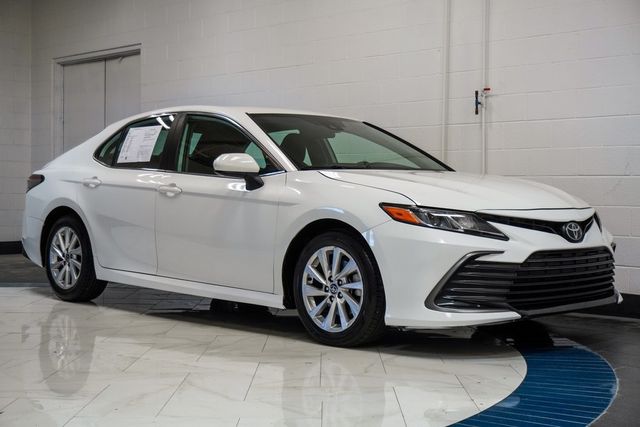 2022 Toyota Camry LE Automatic - 22981433 - 27