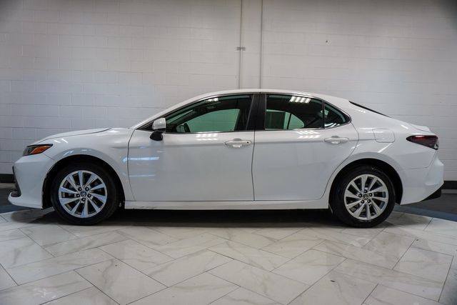 2022 Toyota Camry LE Automatic - 22981433 - 30