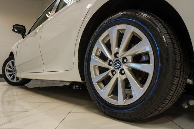 2022 Toyota Camry LE Automatic - 22981433 - 32