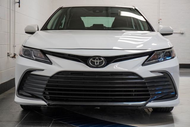 2022 Toyota Camry LE Automatic - 22981433 - 34