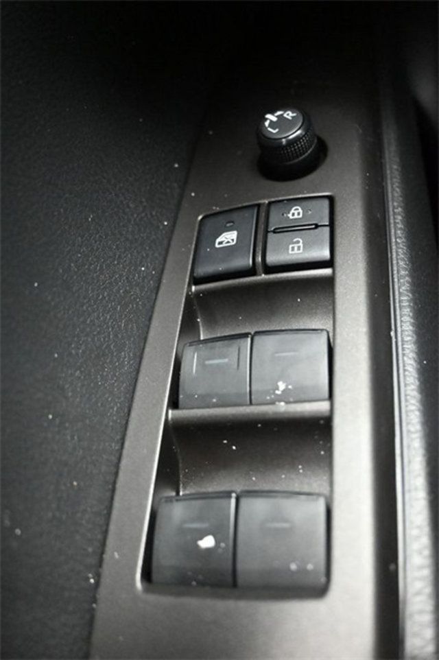 2022 Toyota Camry LE Automatic - 22969768 - 31