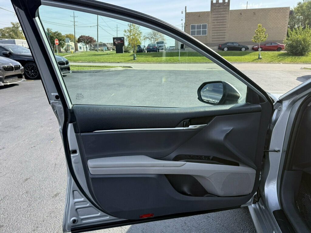 2022 Toyota Camry LE Automatic - 23093838 - 16