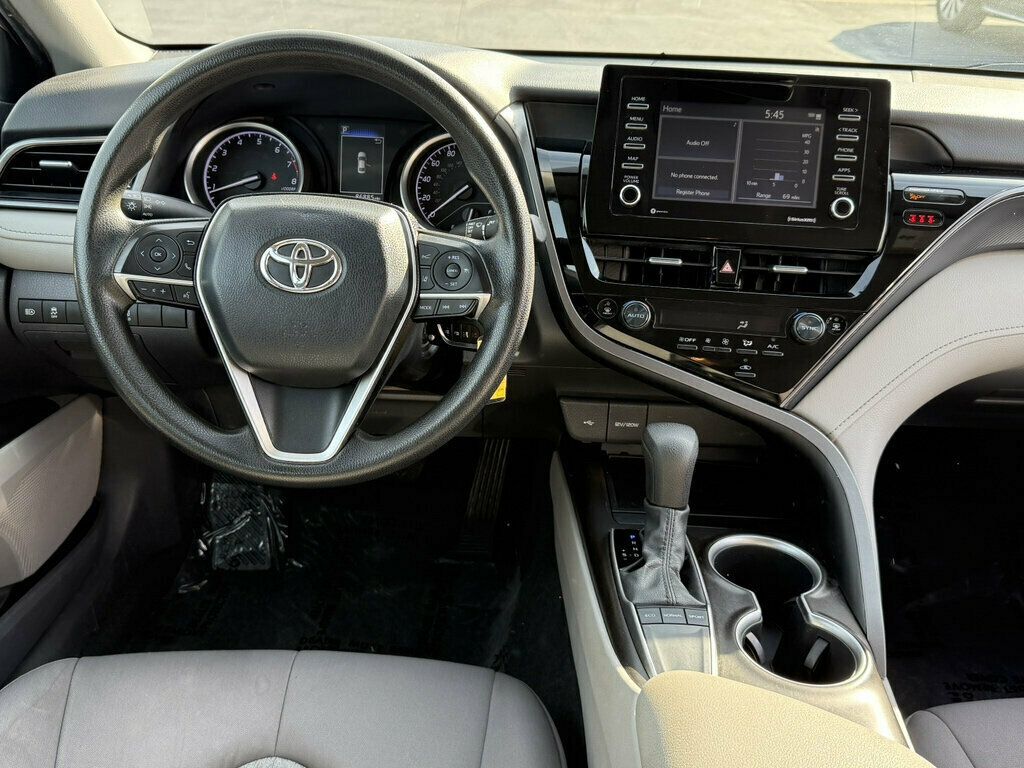 2022 Toyota Camry LE Automatic - 23093838 - 20