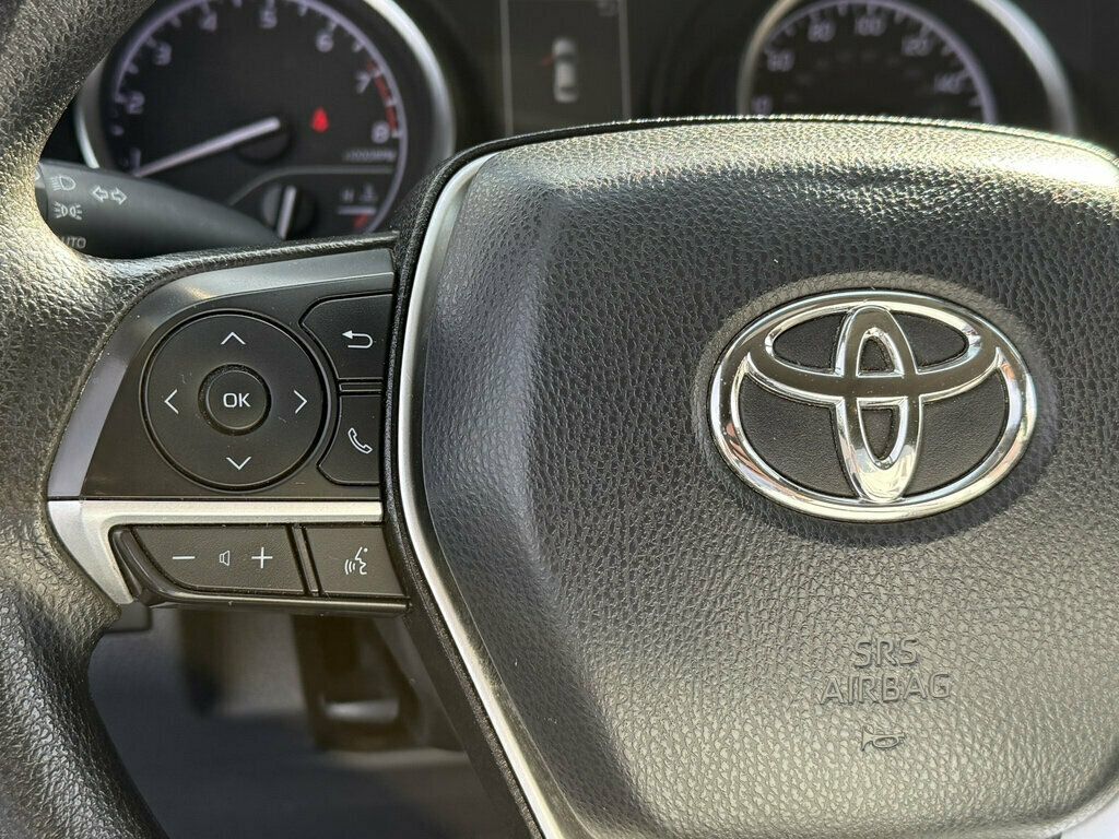 2022 Toyota Camry LE Automatic - 23093838 - 23