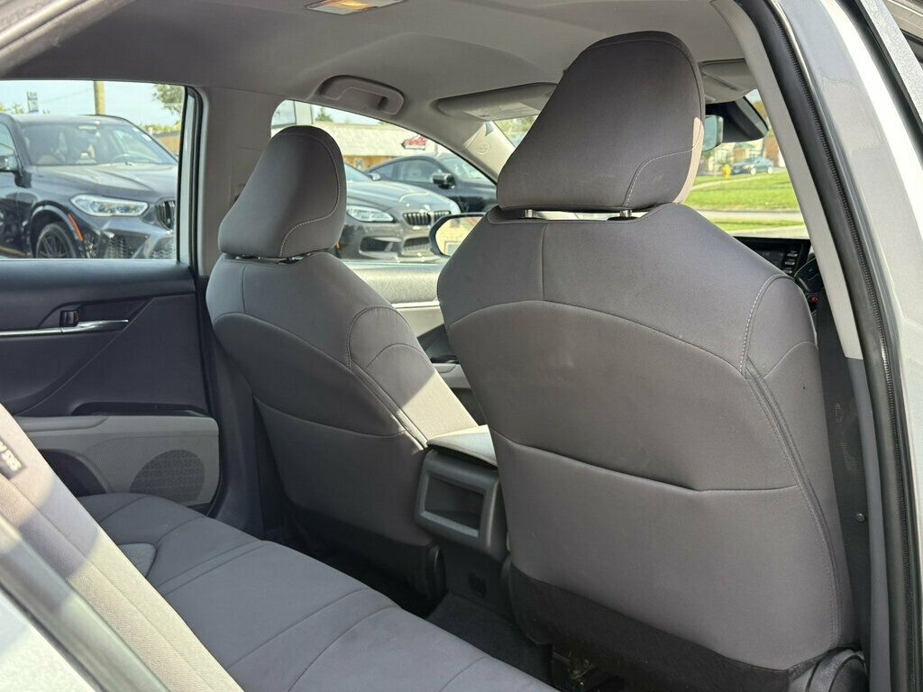 2022 Toyota Camry LE Automatic - 23093838 - 28
