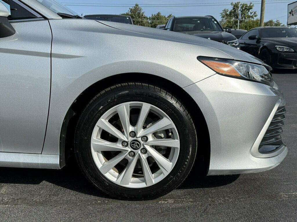 2022 Toyota Camry LE Automatic - 23093838 - 31