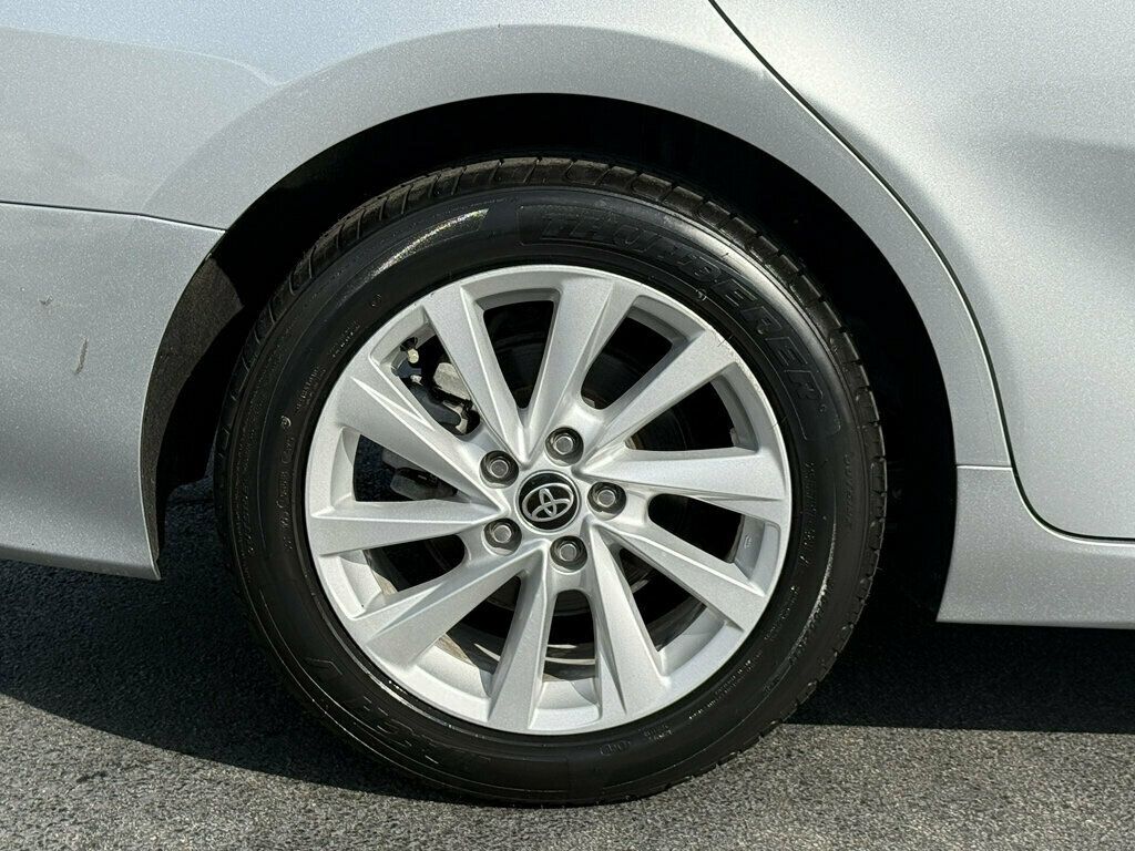 2022 Toyota Camry LE Automatic - 23093838 - 32