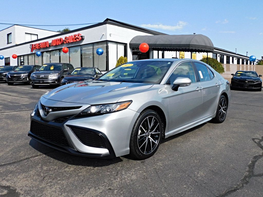 2022 Toyota Camry SE - 22598555 - 1