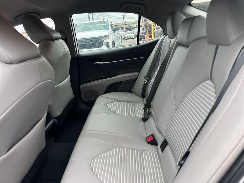 2022 Toyota Camry SE - 22994267 - 13