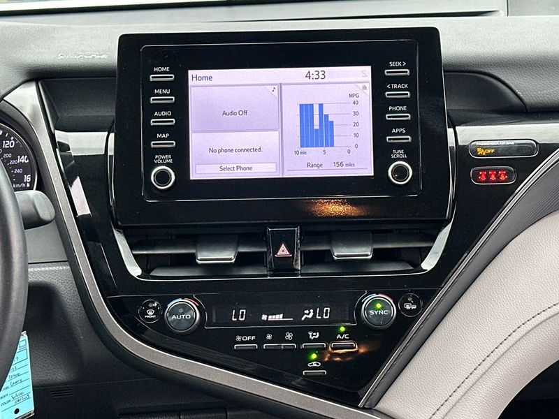 2022 Toyota Camry SE - 22994267 - 14