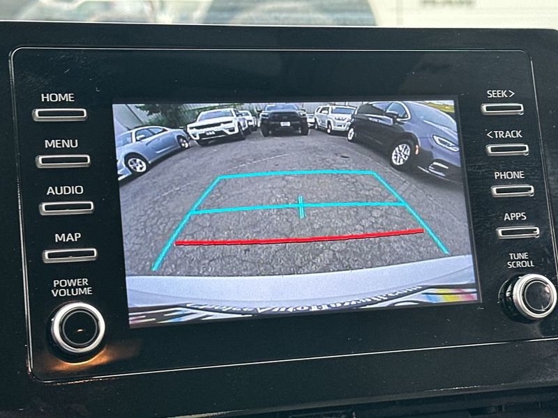 2022 Toyota Camry SE - 22994267 - 15