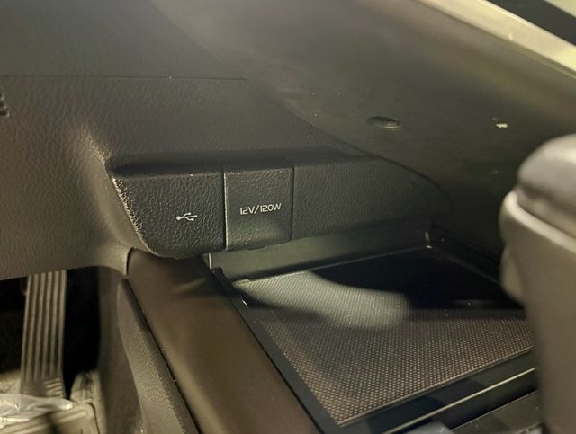 2022 Toyota Camry SE - 22936276 - 20