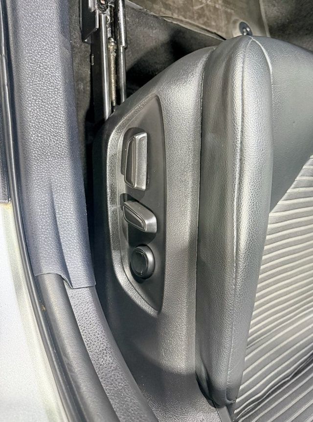 2022 Toyota Camry SE - 22936276 - 28