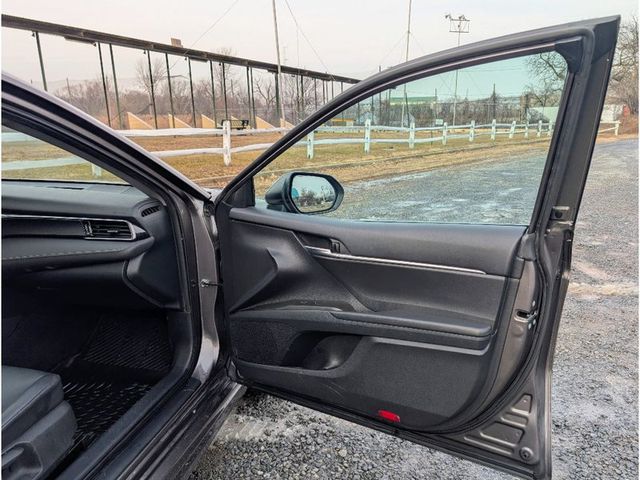 2022 Toyota Camry SE - 22966015 - 10