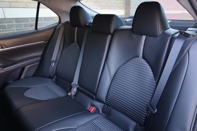 2022 Toyota Camry SE - 23029139 - 19