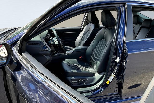 2022 Toyota Camry SE - 22906668 - 9