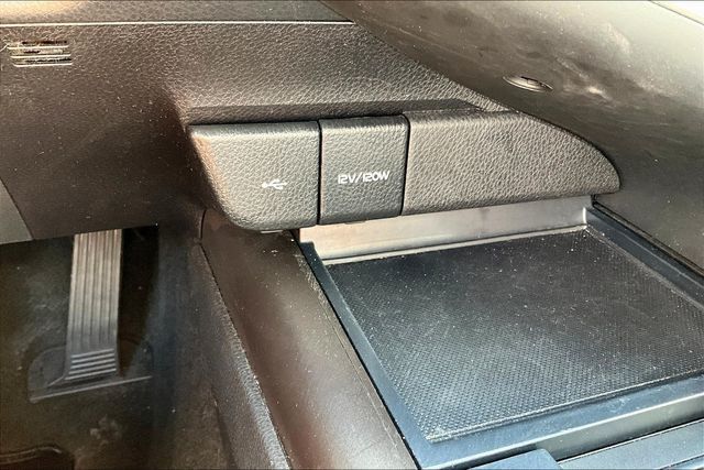 2022 Toyota Camry SE - 22906668 - 23