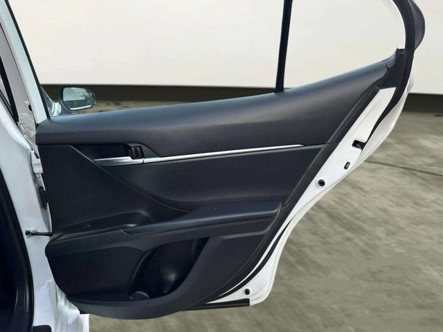 2022 Toyota Camry SE 4dr Sedan - 23057769 - 16