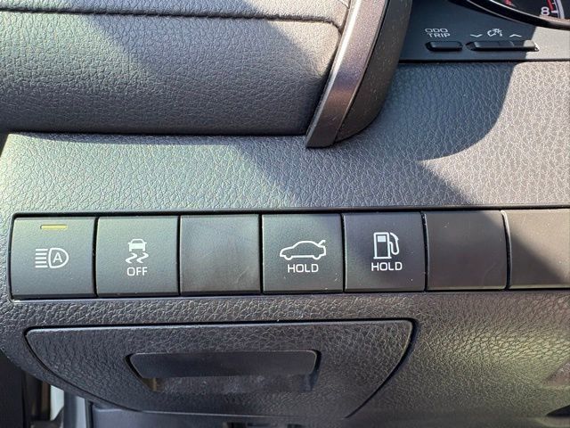 2022 Toyota Camry SE Automatic - 23015989 - 15