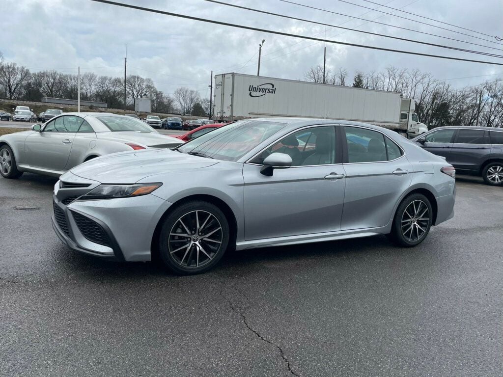 2022 Toyota Camry SE Automatic - 22763727 - 1