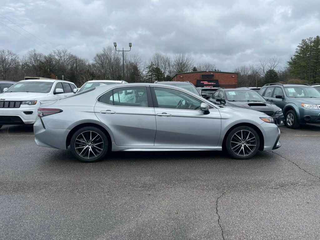 2022 Toyota Camry SE Automatic - 22763727 - 2