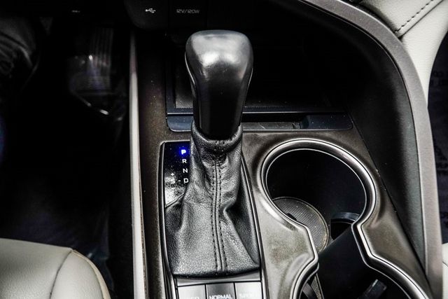 2022 Toyota Camry SE Automatic - 22948903 - 17
