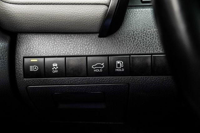 2022 Toyota Camry SE Automatic - 22948903 - 24