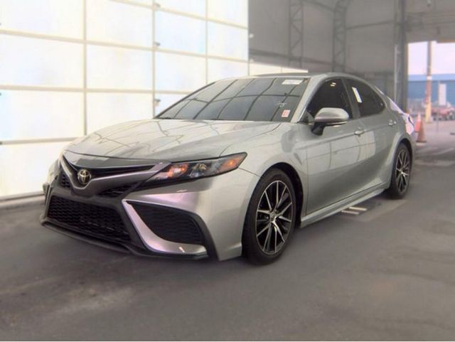 2022 Toyota Camry SE Automatic - 23051103 - 1