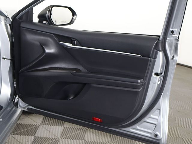 2022 Toyota Camry SE Automatic - 23051103 - 19
