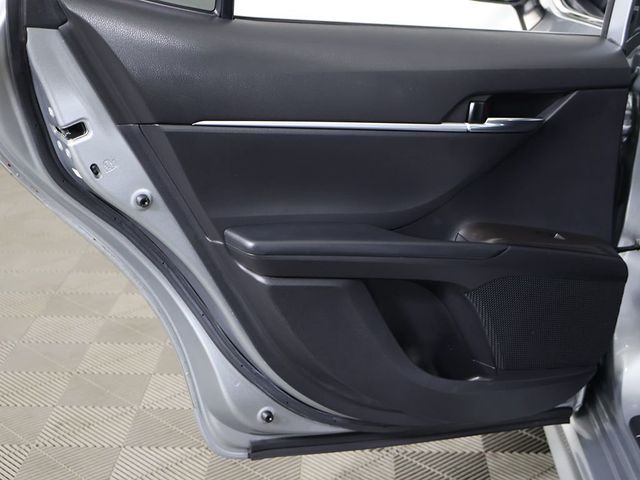 2022 Toyota Camry SE Automatic - 23051103 - 20