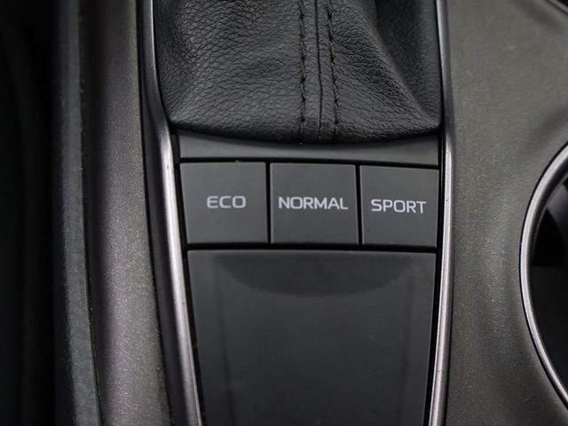 2022 Toyota Camry SE Automatic - 23051103 - 44