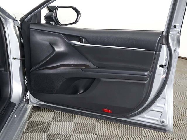 2022 Toyota Camry SE Automatic - 23074193 - 18