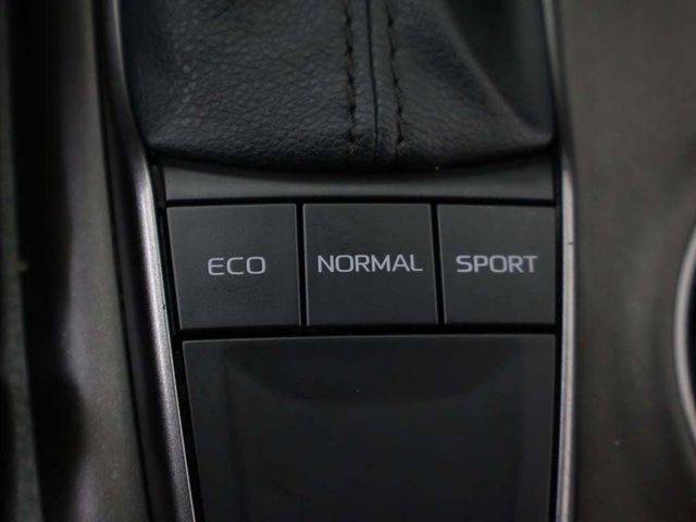 2022 Toyota Camry SE Automatic - 23074193 - 43
