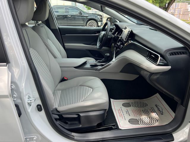 2022 Toyota Camry SE Automatic - 23036054 - 16