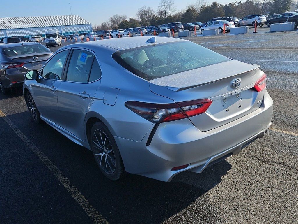 2022 Toyota Camry SE Automatic - 22763343 - 1