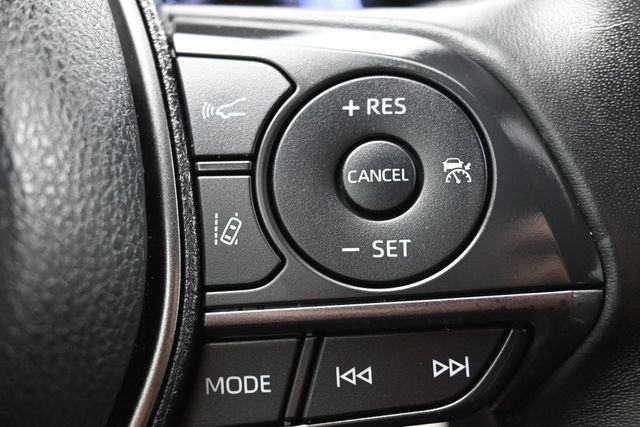 2022 Toyota Camry SE Automatic - 23064111 - 19