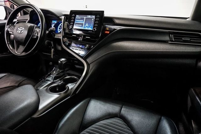 2022 Toyota Camry SE Automatic - 22983931 - 9
