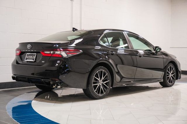 2022 Toyota Camry SE Automatic - 22983931 - 31