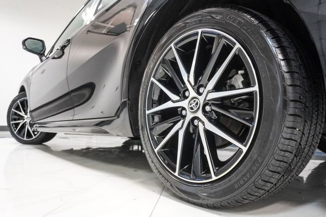 2022 Toyota Camry SE Automatic - 22983931 - 35