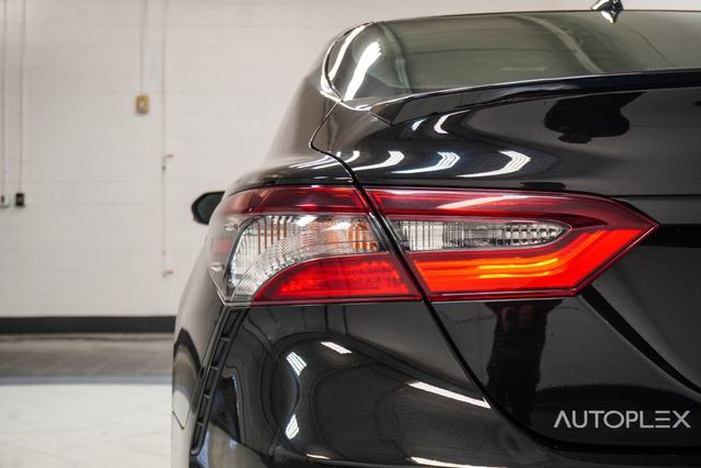 2022 Toyota Camry SE Automatic - 22983931 - 39