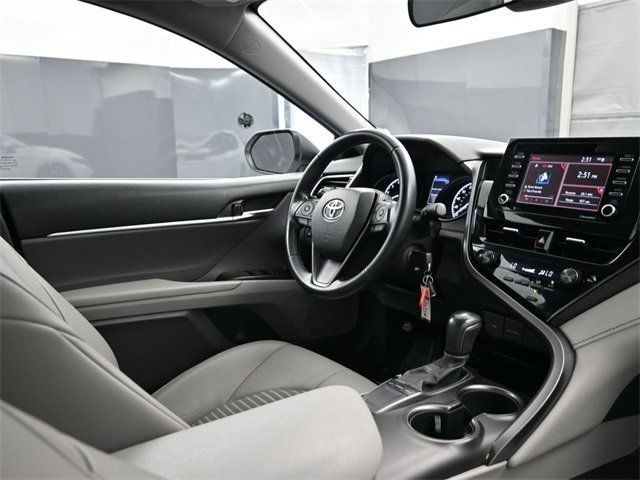 2022 Toyota Camry SE Automatic - 22930345 - 17