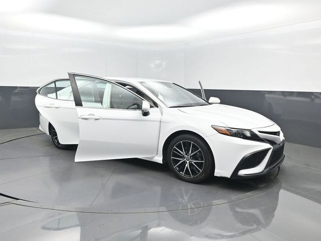 2022 Toyota Camry SE Automatic - 23010637 - 35