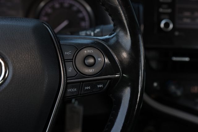 2022 Toyota Camry SE Automatic - 22984118 - 29