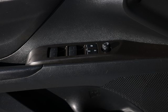 2022 Toyota Camry SE Automatic - 22984118 - 42