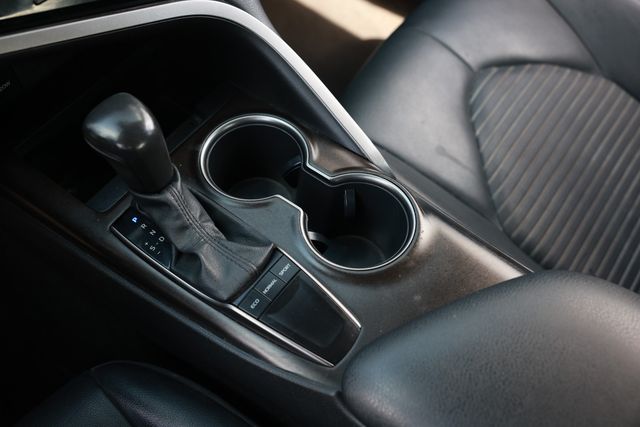 2022 Toyota Camry SE Automatic - 23016247 - 37