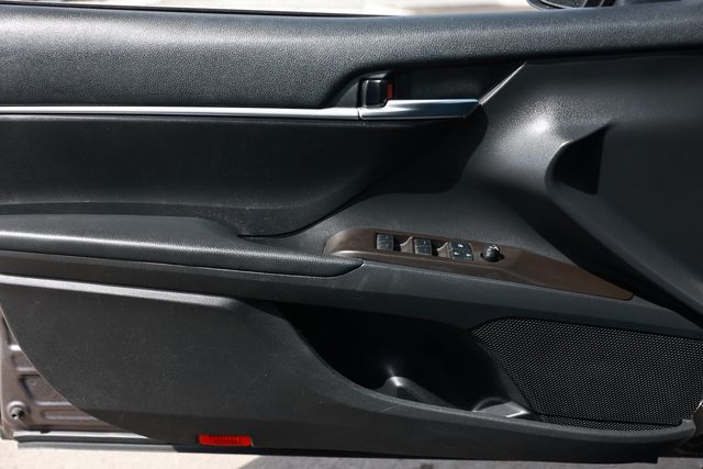 2022 Toyota Camry SE Automatic - 23016247 - 41